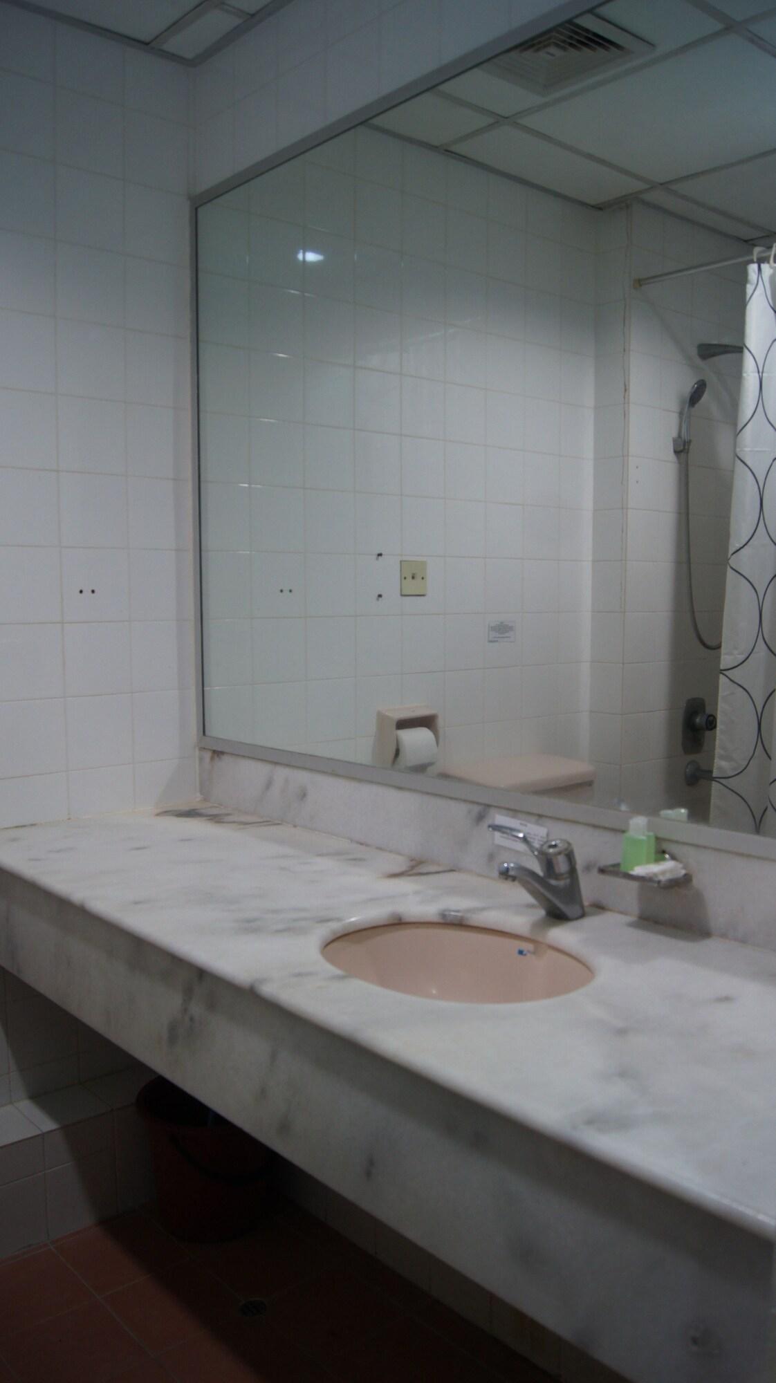 Hotel Hsiang Garden Sandakan Exterior photo